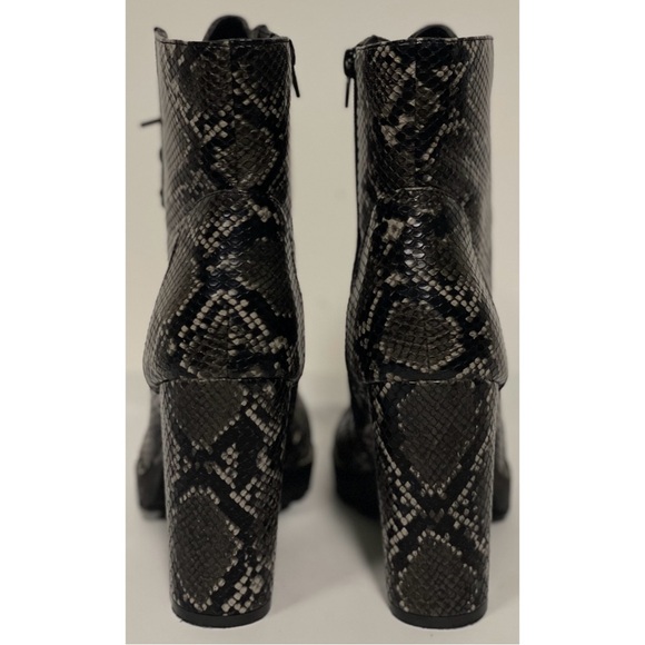 *SOLD* Call It Spring Faux Snakeskin Heeled Boots Gray & Black Size 9 - Picture 4 of 5